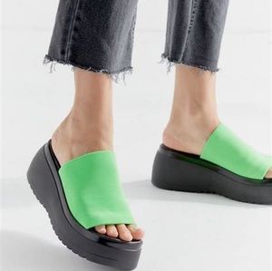 Steve Madden x Urban Outfitter Lime 90s Sandals